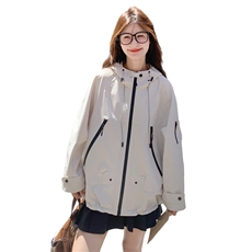 现货新款冲锋衣外套25075P150K228，女装短外套，2D035