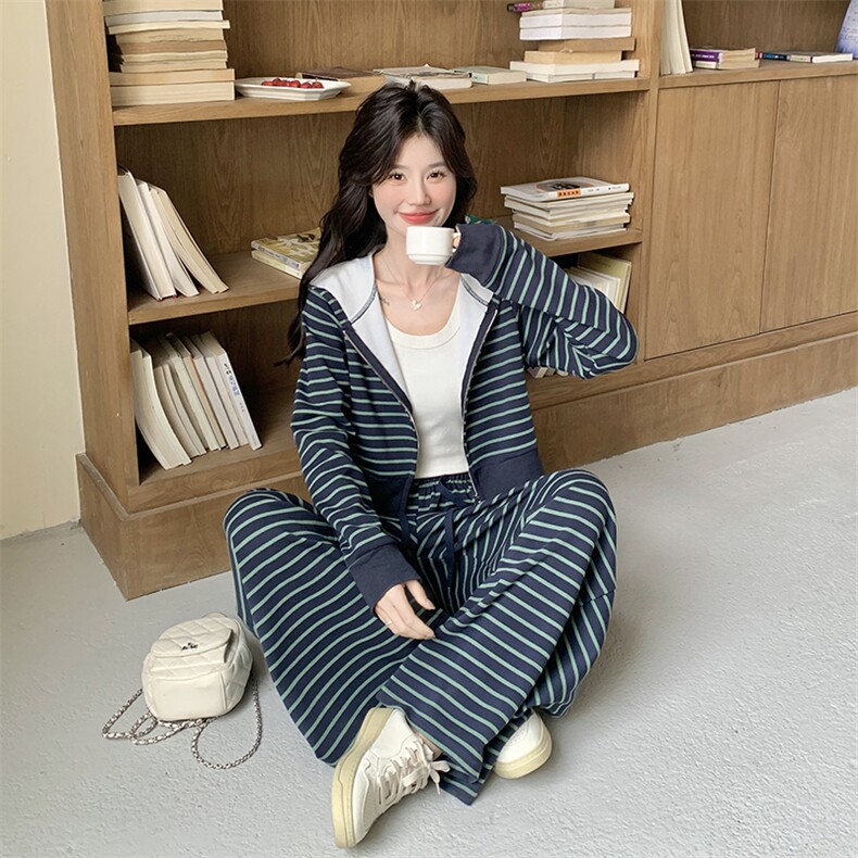 【现货】韩版条纹休闲运动套装088-7719p165k228,女装套装/套裙,2C088