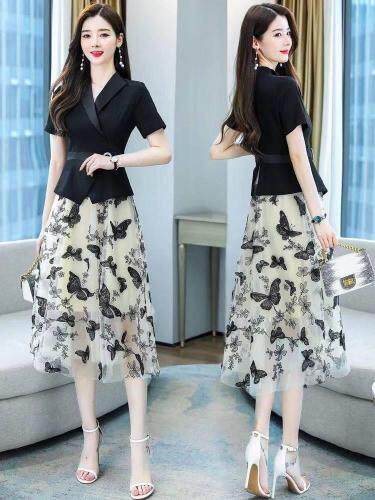 夏季新款，假两件气质型连衣裙，现货4码，女装连衣裙，依柏璐