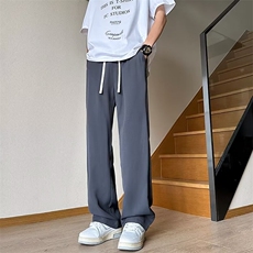 灰色