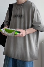 灰色