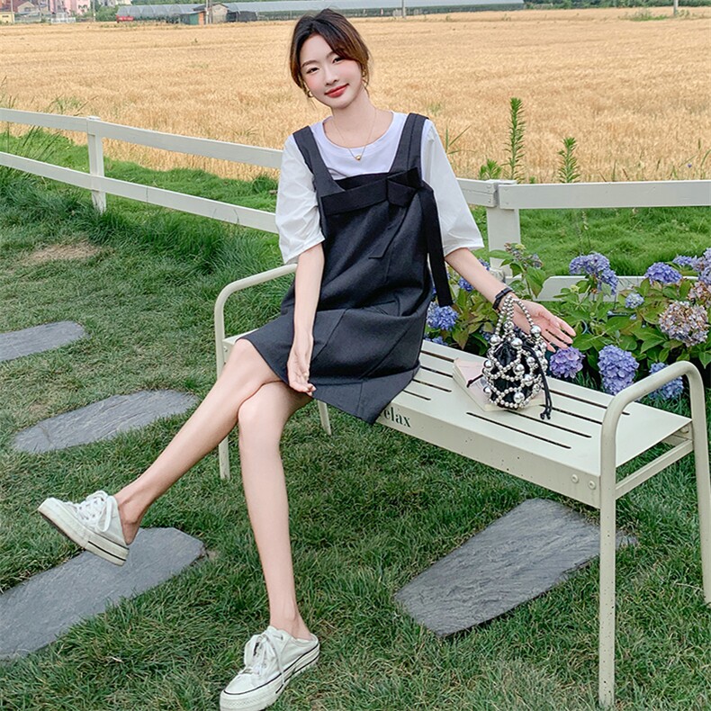 ootd穿搭独特漂亮灰色背心连衣裙女夏2025超火好看背带裙两件套装,女装套装/套裙,2D078
