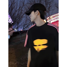 抖音得物品质二开240克宽松纯棉美式潮牌印花三条杠中性风短袖T恤，男装T恤，电商A486-1