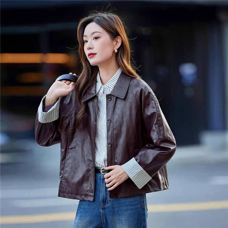 时尚翻领皮衣外套女2025春秋新款条纹拼接PU皮夹克短款高级感上衣,女装短外套,靓衣阁