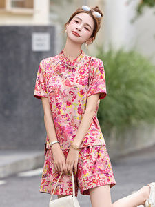 新中式国风印花套装女2025夏新款气质减龄复古盘扣上衣短裤两件套图片