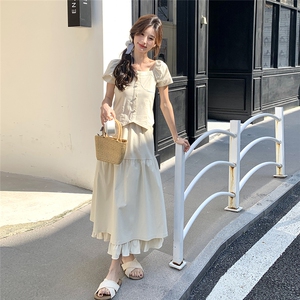 法式方领泡泡袖短款上衣半身裙套装2025年夏季新款设计感两件套装图片