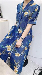 DINOBIENS【现货】韩版方领碎花连衣裙长裙，女装连衣裙，迪诺比亚