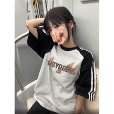 黑袖拼白灰