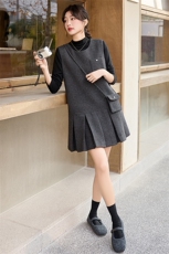 秋冬连衣裙女2025新款小个子小香千金风miu系黑色内搭背心裙穿搭，女装套装/套裙，蓝诺裳
