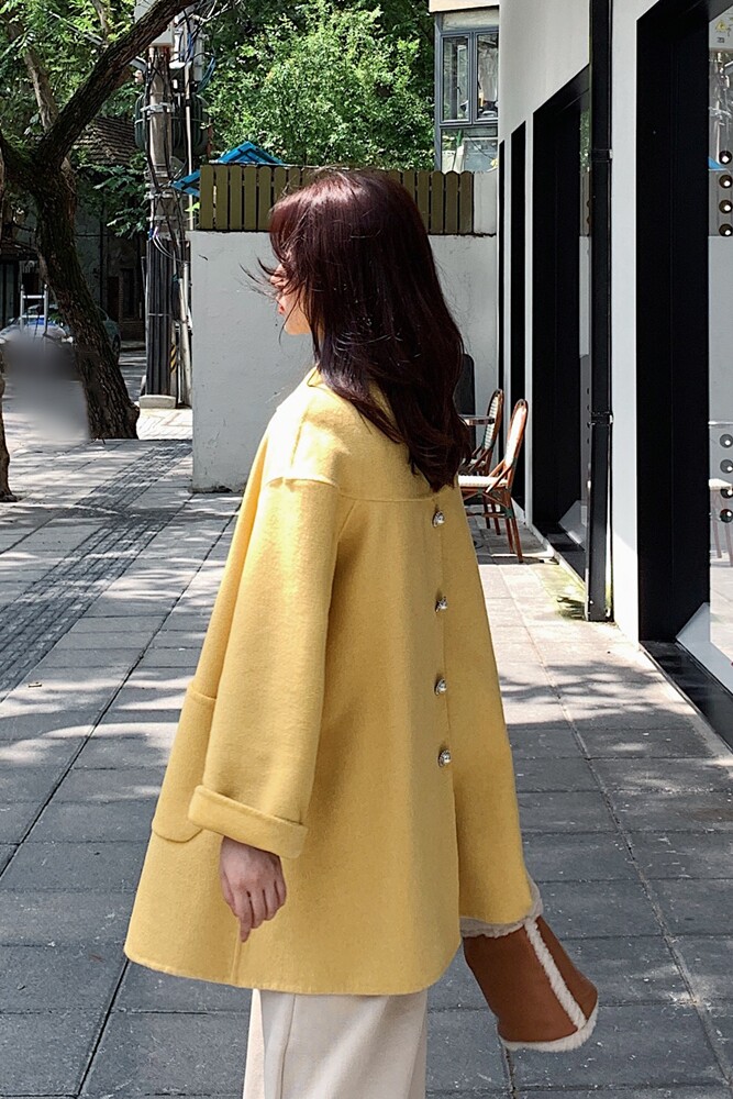 现货秋冬新款后背排扣设计两色可选毛呢外套,女装毛呢外套,浙宝088