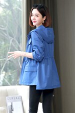 U品时尚连帽工装派克服女2025春秋新款收腰显瘦中长款风衣外套，女装风衣，姿萝菲