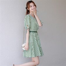 v领连衣裙女夏装2021年新款时尚收腰显瘦气质减龄中长格子裙,女装连衣裙,寒都衣屋, v领连衣裙女夏装2021年新款时尚收腰显瘦气质减龄中长格子裙,女装连衣裙,寒都衣屋,