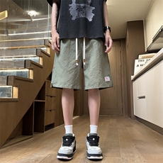 军绿色