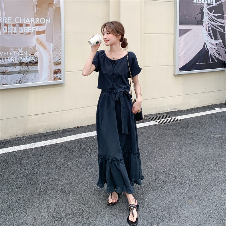 时尚显瘦套装裙女2025夏季新款韩版设计感泡泡袖上衣半身裙两件套图片