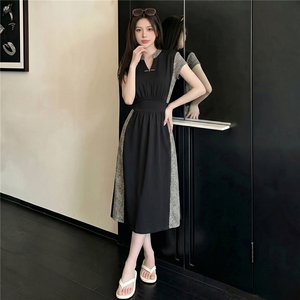 高级感时尚气质连衣裙女夏季新款修身显瘦洋气黑色短袖中长款裙子图片