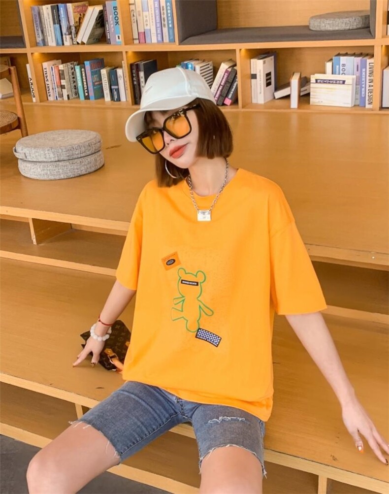 初夏新款标签线条熊短袖T恤，女装T恤，Dalnim