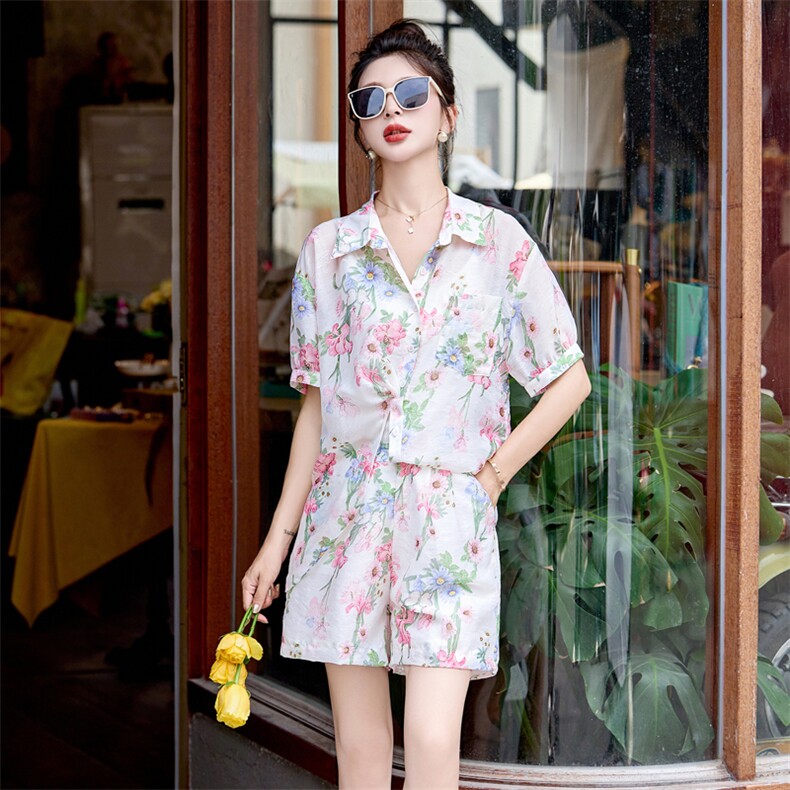 短裤套装女2024夏季新款炸街减龄时尚休闲欧货碎花防晒衬衫两件套,女装套装/套裙,辉煌依升