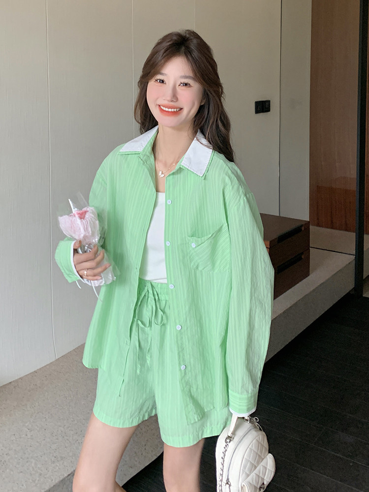条纹拼接衬衫短裤套装女春秋2025新款多巴胺色流行超火两件套减龄,女装套装/套裙,蝶眷