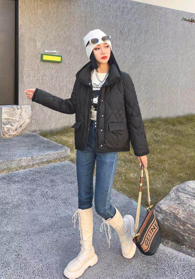 [现货]简单大方休闲款羽绒服，四色、三个尺码，女装羽绒服，依柏璐(1F)