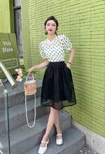 洋气款，波点套装裙，两色、三个尺码，女装职业装，依柏璐(1F)