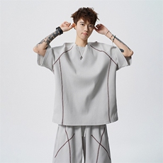 上衣浅灰色