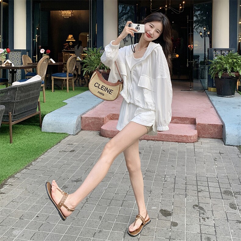 韩版宽松运动防晒外套女2025夏季新款韩版显瘦上衣短裤子两件套装,女装套装/套裙,2C088