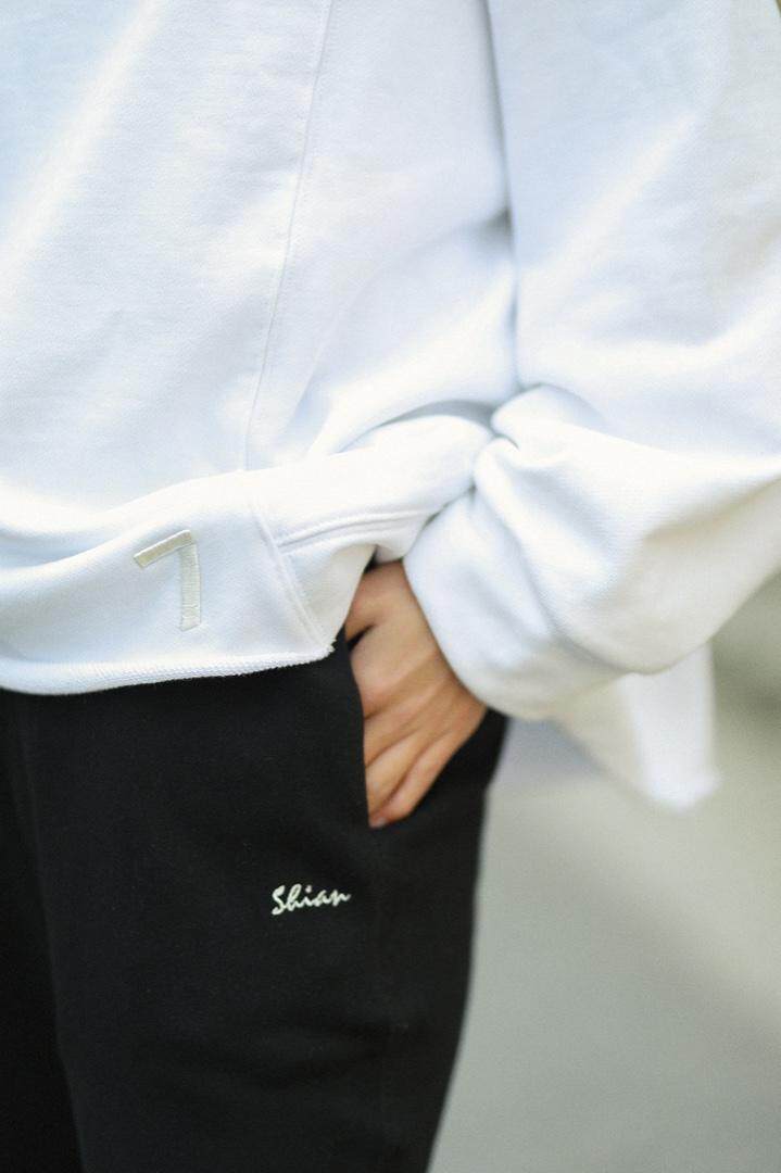 日系加厚卫衣，女装卫衣/绒衫，是爱 SHI AN