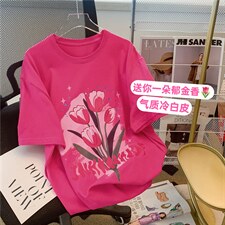 玫红色