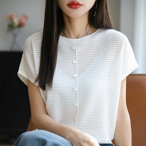 夏季曲竹冰丝针织短袖T恤女圆领镂空提花纽扣上衣宽松半袖打底衫图片