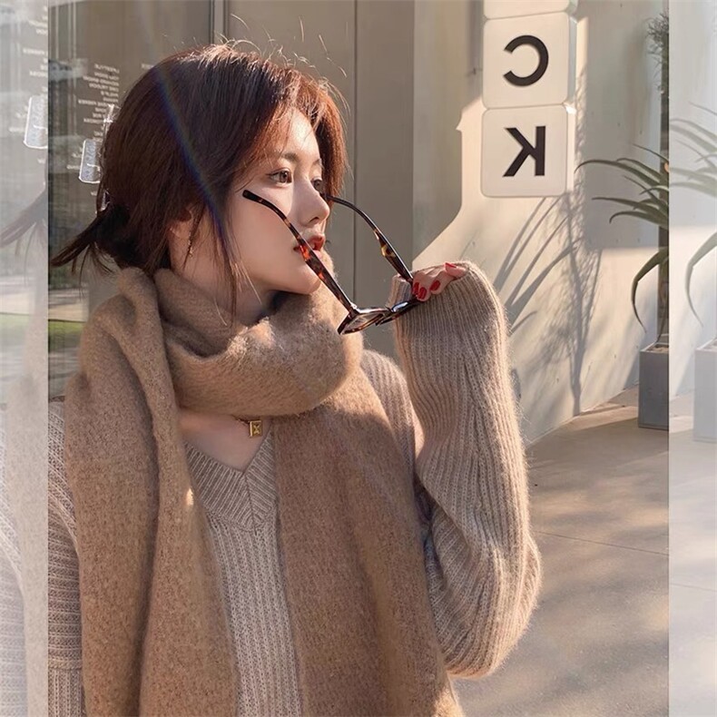 针织衫女春秋新款时尚V领显瘦外搭叠穿上衣,女装羊毛衫,思途羊绒