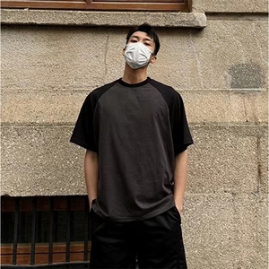 抖音得物高品质二开240克宽松纯棉美式潮牌插肩袖拼接短袖T恤图片
