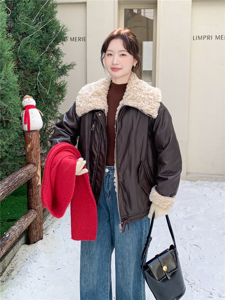 咖色羊羔毛翻领羽绒内胆皮衣外套女2025冬季新款时髦洋气保暖上衣,女装皮衣,艾米莉亚