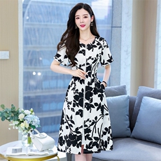 雪纺连衣裙女夏季2023新款网红爆款修身显瘦高端精致水墨印花裙子，女装连衣裙，火爆靓佳人