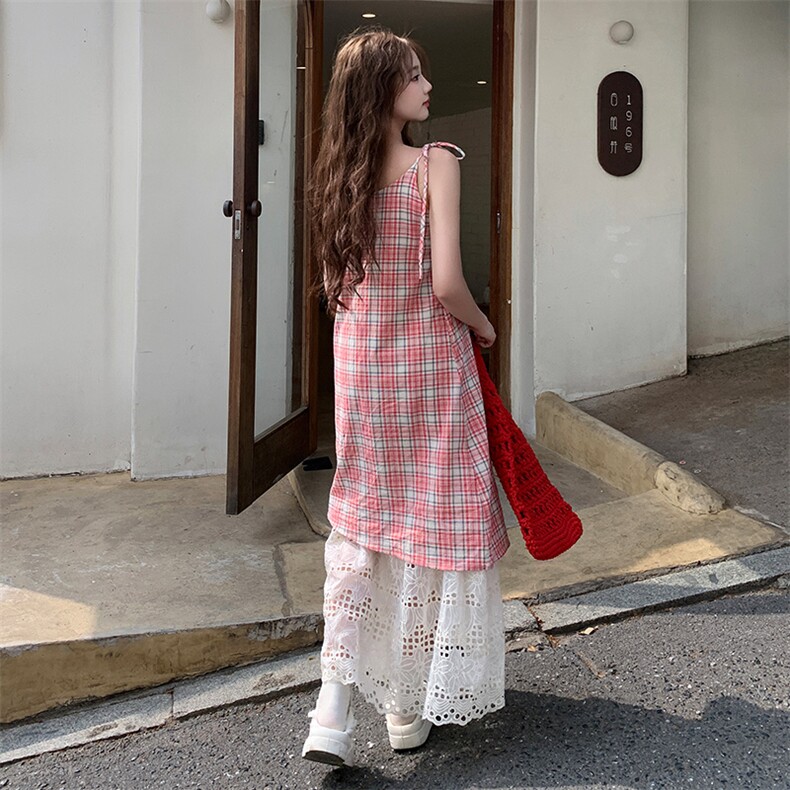 森系田园风红色格纹连衣裙女2025夏季新款超火蕾丝拼接漂亮吊带裙,商品下架区,网红馆