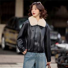 【冬季新款】大量现货时尚百搭可脱卸毛领加绒加厚皮棉外套，女装皮衣，魅衣本色