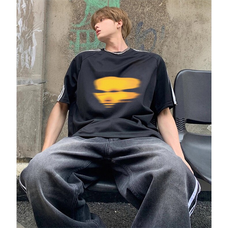 抖音得物高品质二开240克宽松纯棉美式潮牌三条杠织带短袖T恤，男装T恤，电商A486