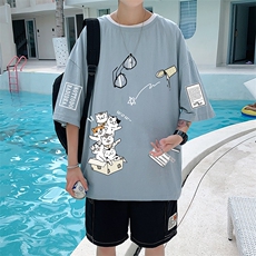 浅蓝色