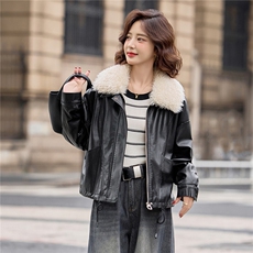 【冬季新款】大量现货可脱卸毛领时尚休闲宽松加绒加厚皮棉外套，女装皮衣，魅衣本色