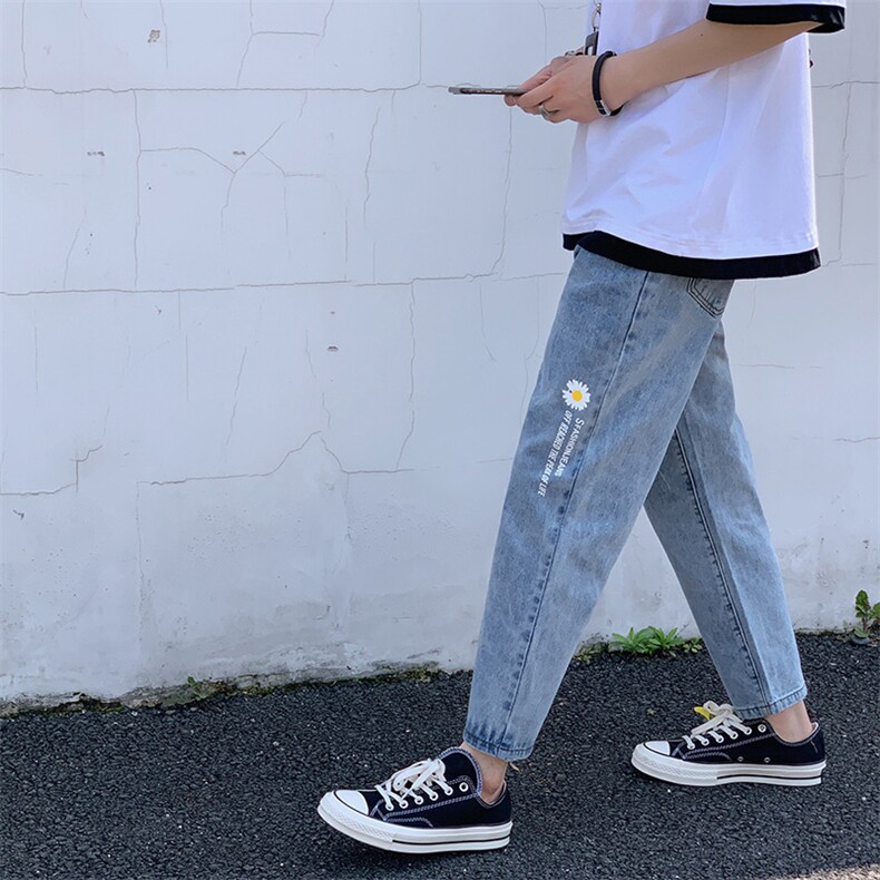 宽松B412港风牛仔裤夏季破洞小雏菊九分裤WE68,男装牛仔裤,电商D321A