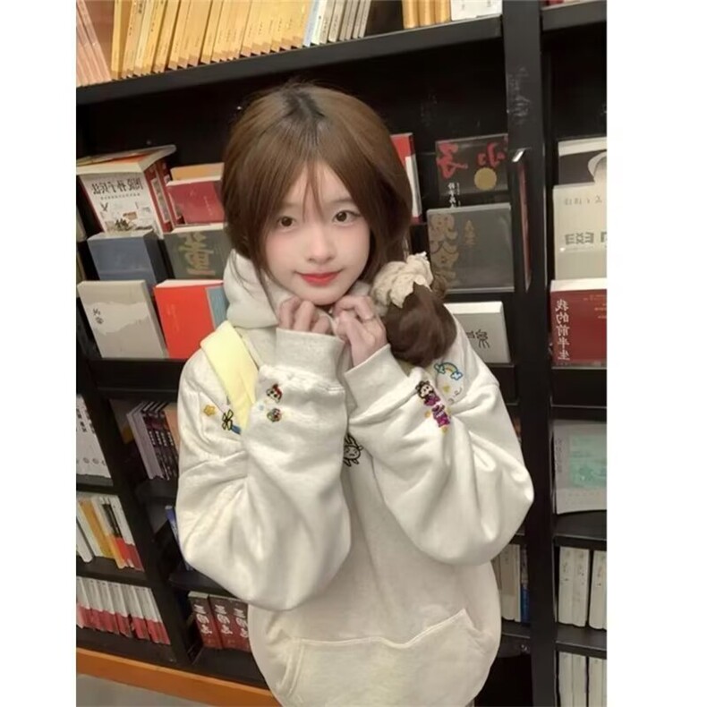 趣味蜡笔小新刺绣纽扣连帽卫衣女秋冬2025新款休闲宽松高级感上衣,男装卫衣,星座506A
