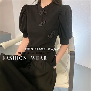 2022新款女装风设计感满满图片