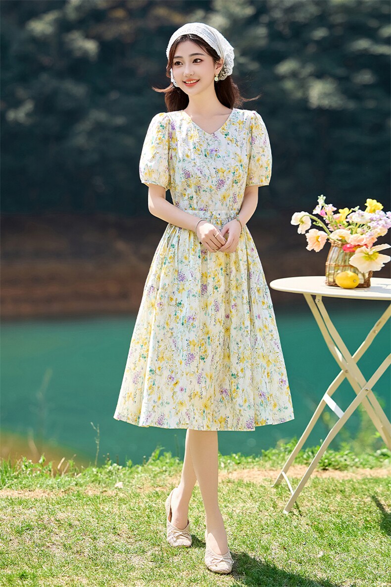 小清新法式碎花连衣裙女2026新款气质V领纯棉漂亮夏日绝美小裙子,女装连衣裙,倪叶myz