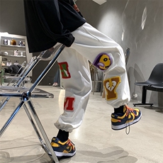 白色