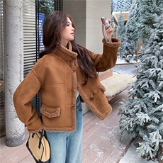 2025冬季新款皮毛一体休闲小个子宽松小外套，女装羊羔毛/颗粒绒，乐吉娜