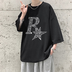 黑色