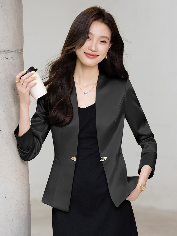 现货2025早秋新款醋酸缎面气质西装短款小外套女,女装短外套,苗苗