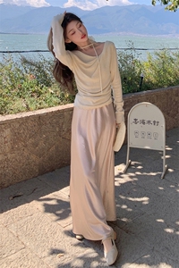 温柔风甜美酷酸半身裙套装女春秋2025新款两件套减龄独特漂亮超火图片
