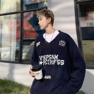 B433 P62 仿貂绒v领毛衣男秋冬款软糯慵懒高级感美式复古针织衫图片