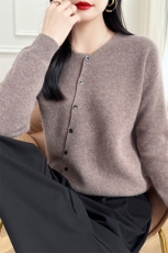 斜排扣子羊毛衫女2024年秋冬新款休闲舒适，女装羊毛衫，蒙特羊绒