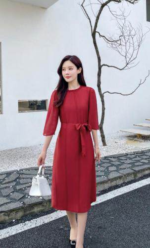 现货，夏季新款连衣裙，女装连衣裙，艾伊贝雪